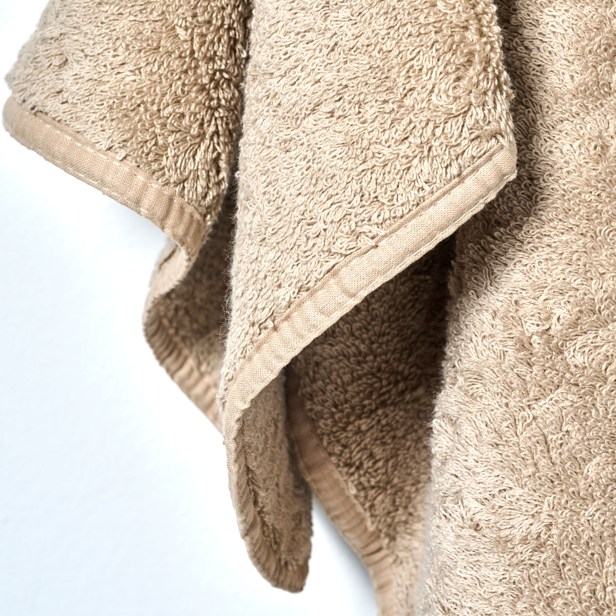 08 02 0021 Toalha rosto Lisboa Portuguesa Bege 002